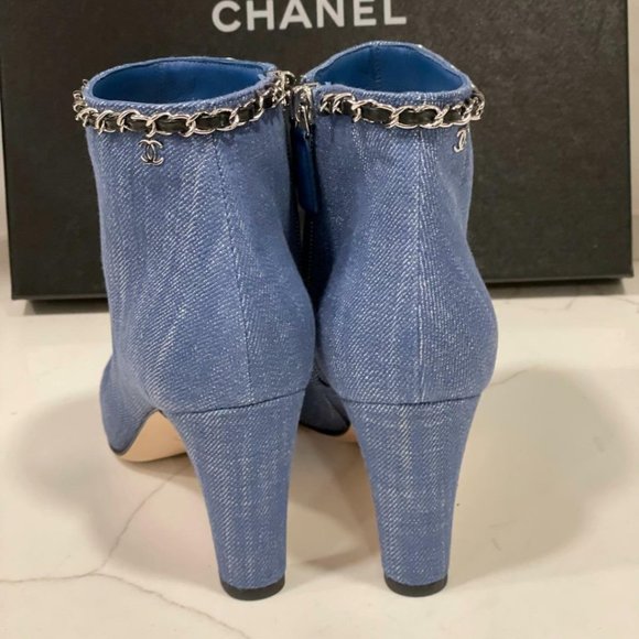 CHANEL 20C Denim Fabric Leather Chain CC Ankle Booties Boots Heels - Picture 5 of 10